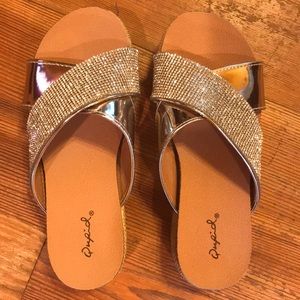 NWT-Qupid  Gold “Bling” sandals